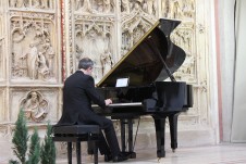 Luca Trabucco al pianoforte